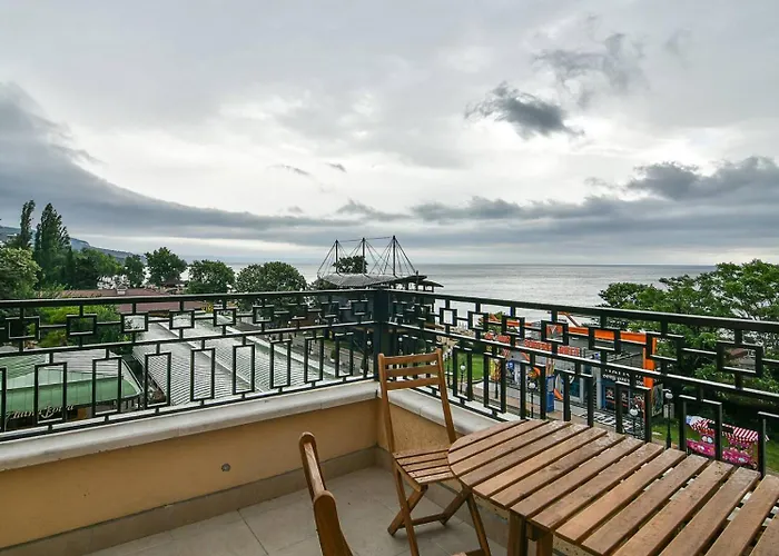 Boutique Holiday Golden Sands