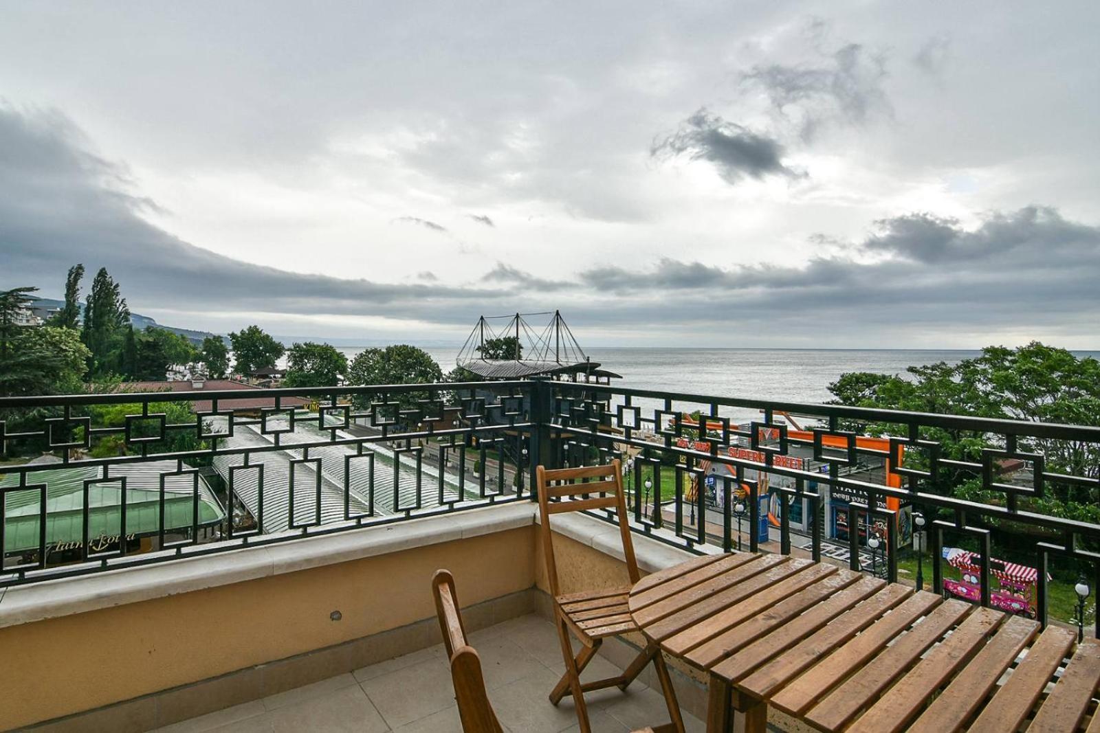 Boutique Golden Sands *